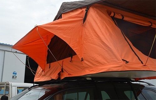 Camouflage / veld spel tent stijl voor uw volgende camping trip zonneveer auto dak top tent
