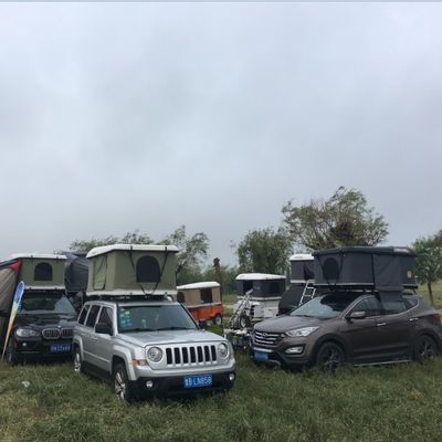 Grijs auto dak top tent voor voertuig Diy 4 personen camping gebied 2,4 vierkante meter