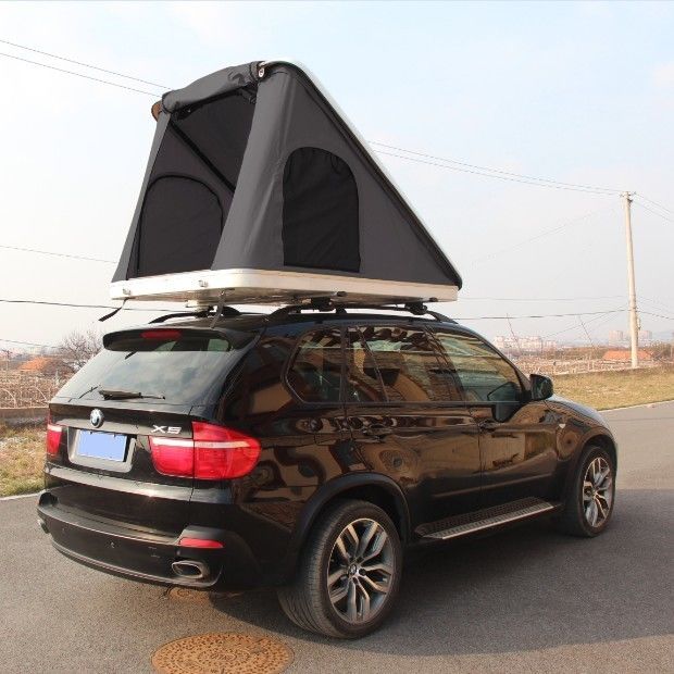 Triangle Hard Shell Car Roof Top Tent voor 4X4 Een slaapkamer Camouflage Stijl Topverkoper