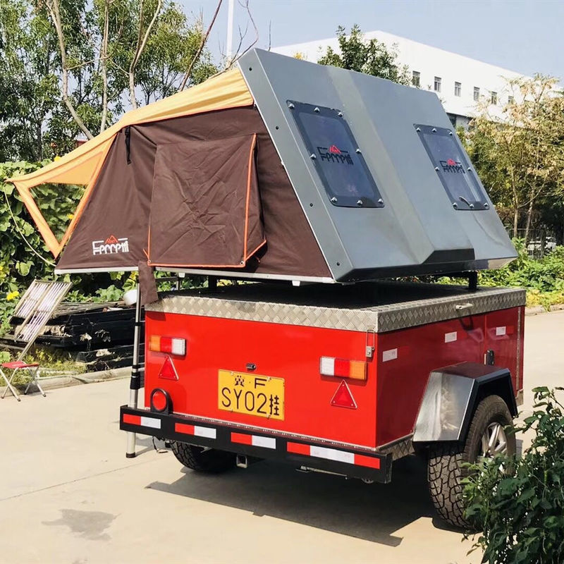 Buitenkamperen Vier seizoenen tent 55kg Hardshell auto dak tent voor 5 personen