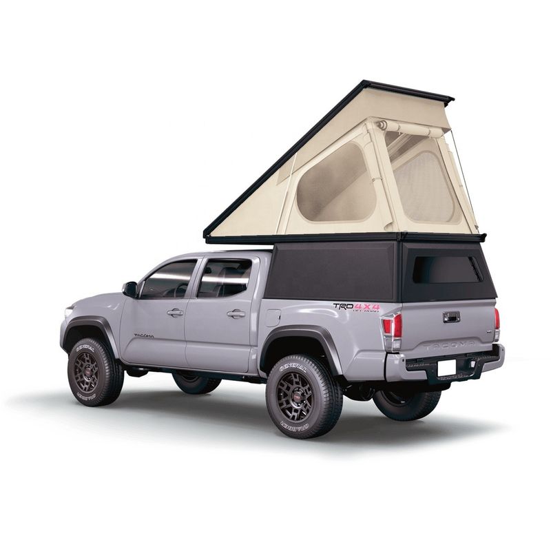 Laat je innerlijke explorer los luxe Pop-Top Camper met mummie slaapzak stijl